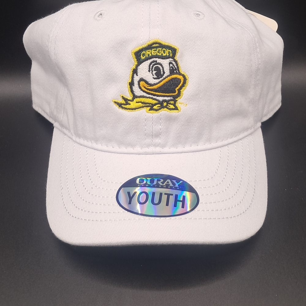 Oura White Cap with Duck Logo